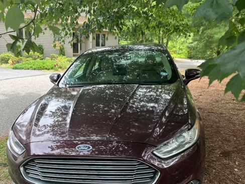 Used 2013 Ford Fusion SE FWD image 6