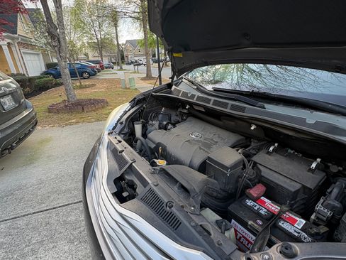 Used 2016 Toyota Sienna Limited Premium image 19