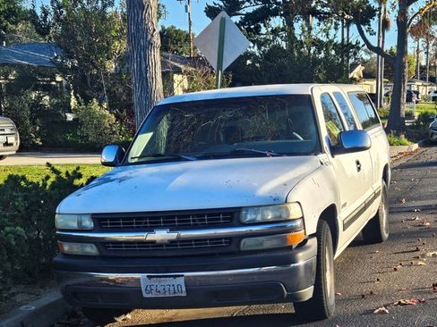 Used 2000 Chevrolet Silverado 1500 LS image 4