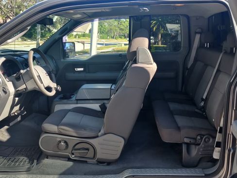 Used 2004 Ford F150 XLT image 13