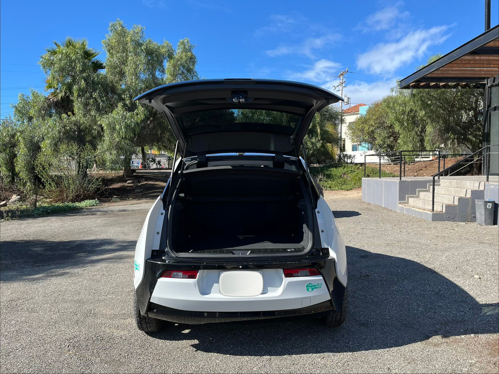 Used 2015 BMW i3 w/ Range Extender RWD image 14