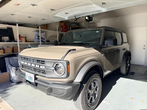 Used 2025 Ford Bronco Big Bend image 4