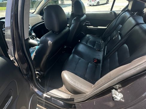 Used 2015 Chevrolet Cruze LTZ w/ Sun, Sound and Sport Package FWD image 9