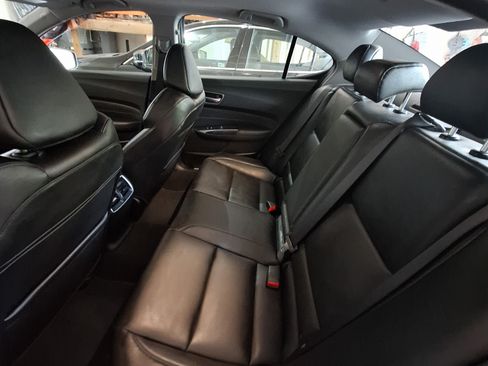 Used 2020 Acura TLX image 4