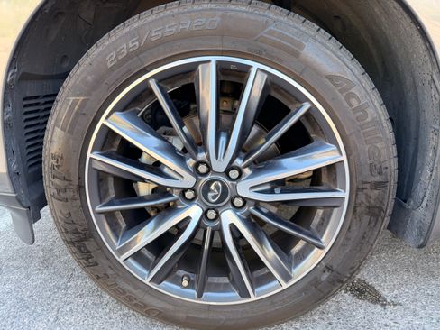 Used 2017 INFINITI QX60 Luxe w/ Deluxe Technology Package AWD/4WD image 31