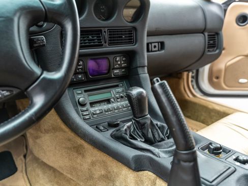 Used 1997 Mitsubishi 3000GT VR-4 image 13