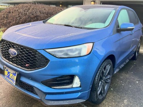 Used 2019 Ford Edge ST w/ Equipment Group 401A image 4