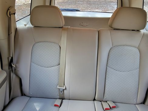 Used 2009 Chevrolet HHR LT image 14