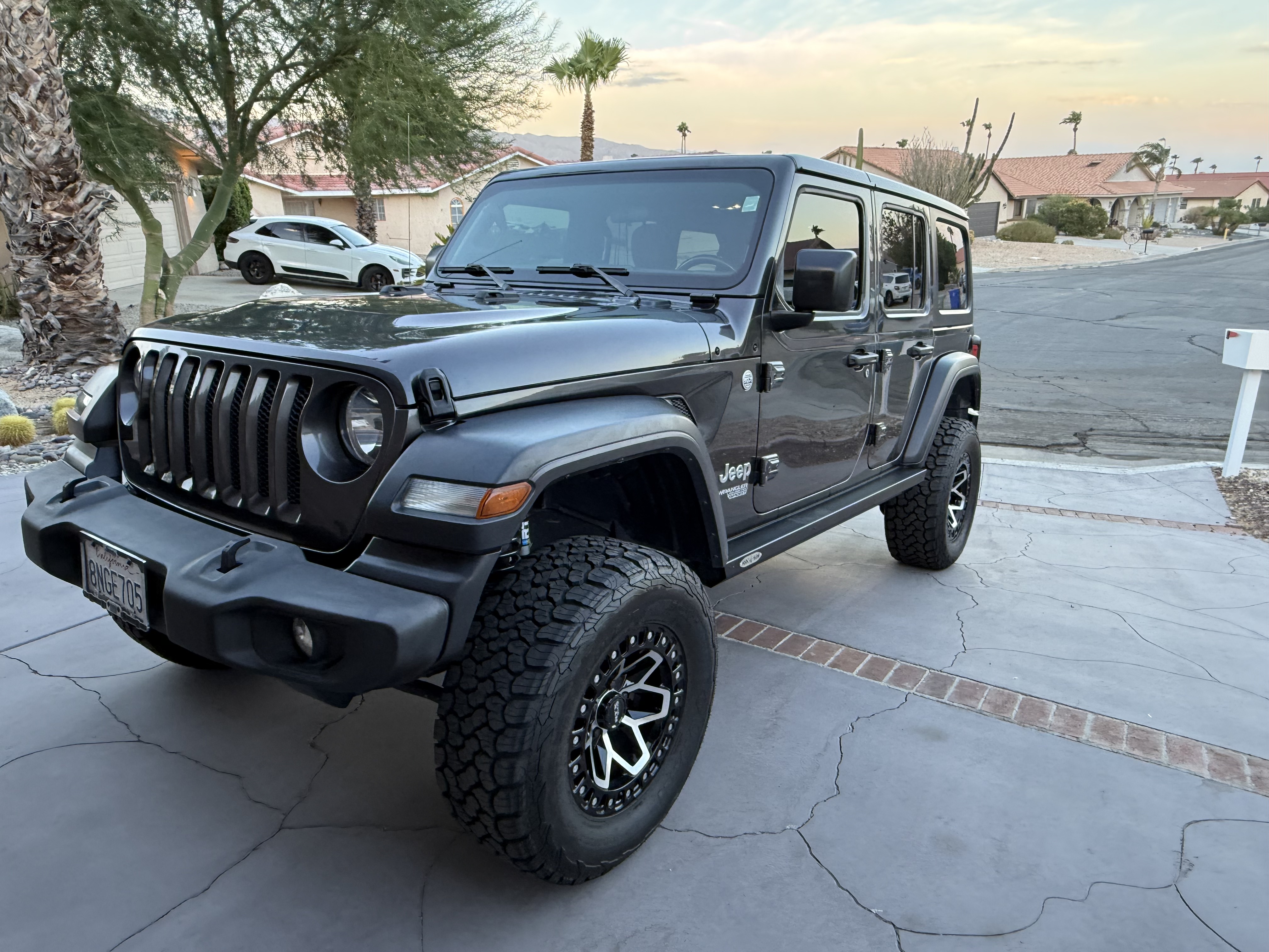 Used 2019 Jeep Wrangler Unlimited Sport S AWD/4WD image 5