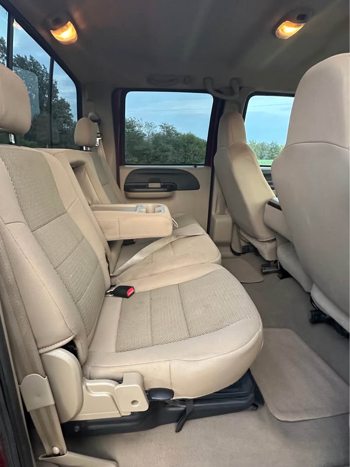 Used 2006 Ford F250 XLT AWD/4WD image 9