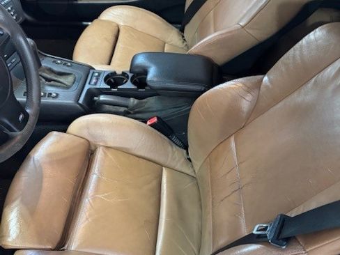 Used 2005 BMW 330Ci 330Ci Convertible 2D image 9