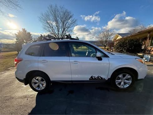Used 2014 Subaru Forester 2.5i Limited image 5