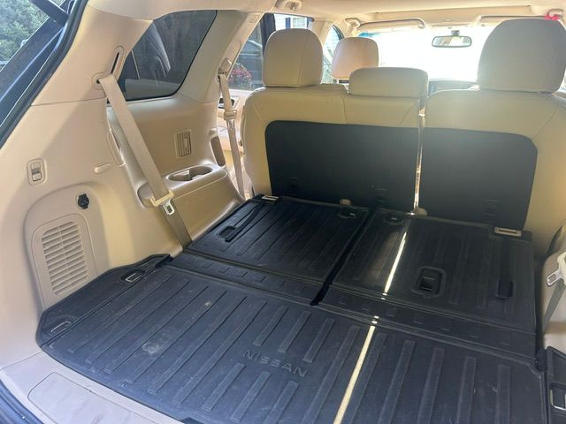 Used 2016 Nissan Pathfinder Platinum AWD/4WD image 31