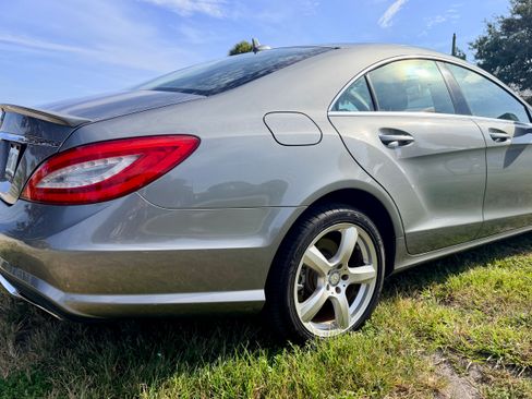 Used 2012 Mercedes-Benz CLS 550 4MATIC image 15