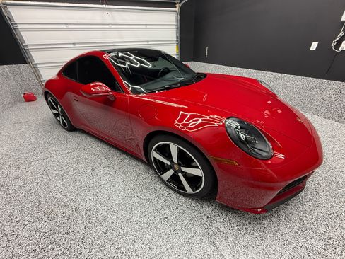 Used 2025 Porsche 911 Carrera RWD image 8