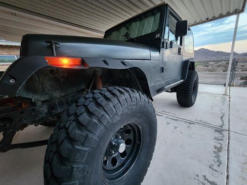 Used 1995 Jeep Wrangler Sahara image 5