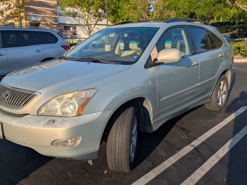 Used 2004 Lexus RX 330 330 Sport Utility 4D image 2