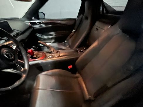 Used 2018 MAZDA MX-5 Miata RF Grand Touring RWD image 27