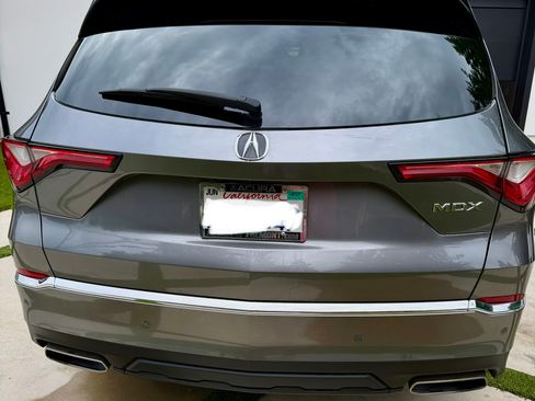 Used 2023 Acura MDX FWD w/ Technology Package image 5
