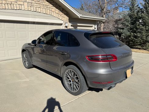 Used 2015 Porsche Macan S image 8