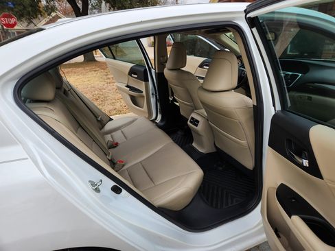 Used 2016 Honda Accord EX-L image 18