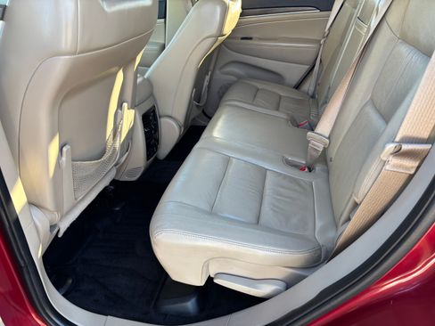 Used 2015 Jeep Grand Cherokee Limited image 11