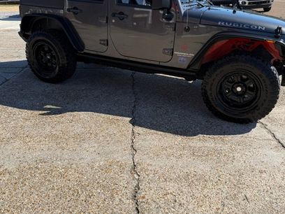 Used 2017 Jeep Wrangler Unlimited Rubicon w/ Connectivity Group