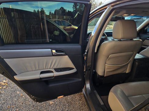 Used 2007 INFINITI M45 Sport w/ Technology Pkg image 18