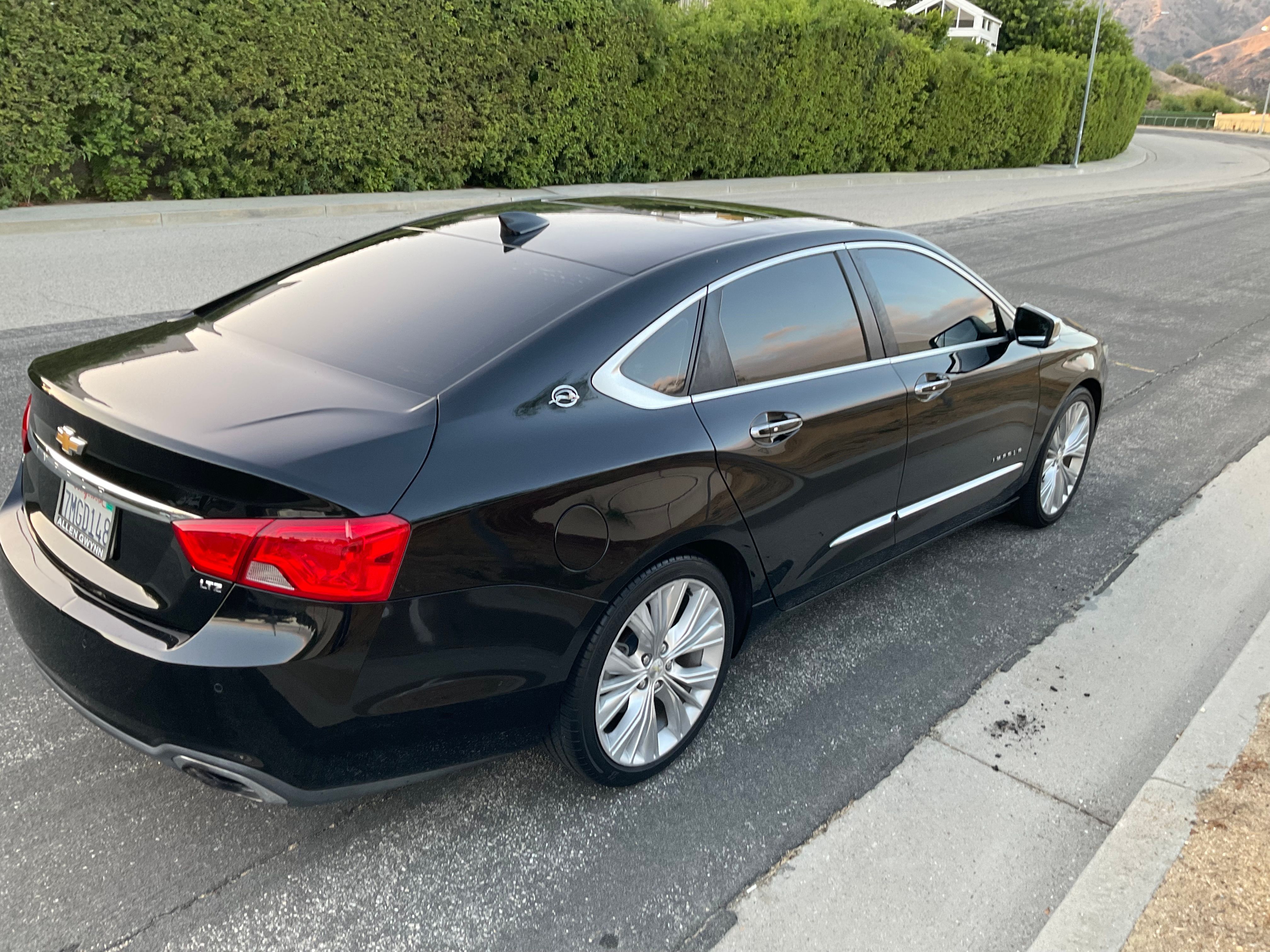 Used 2015 Chevrolet Impala LTZ FWD image 4