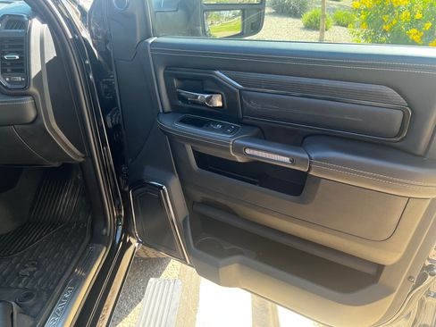 Used 2024 RAM 2500 Limited AWD/4WD image 6