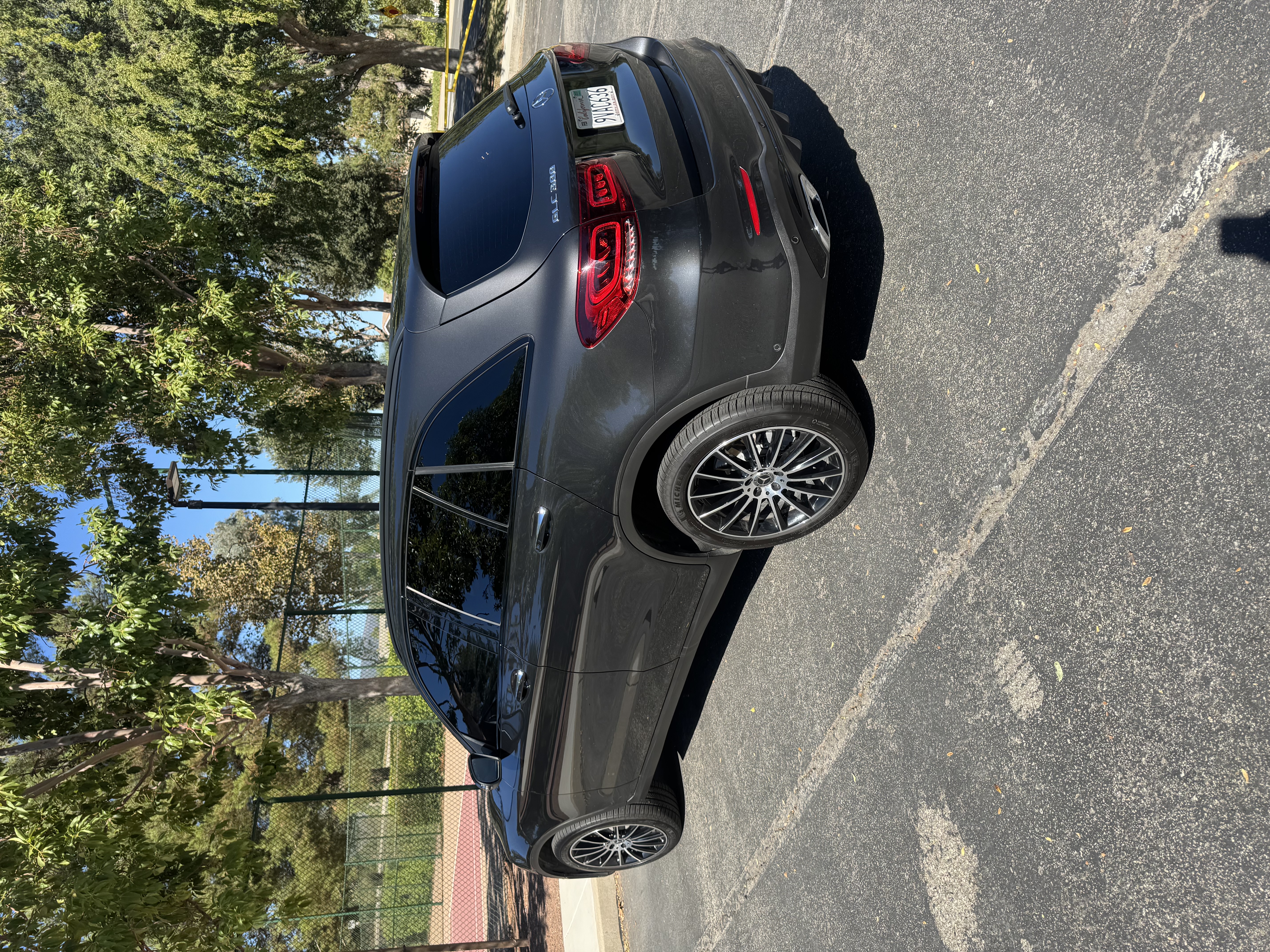 Used 2022 Mercedes-Benz GLC 300 image 9