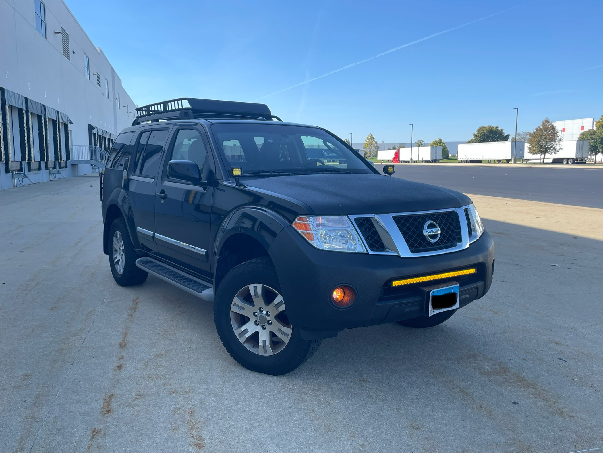 Used 2011 Nissan Pathfinder Silver AWD/4WD image 5