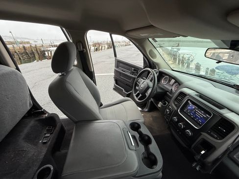 Used 2015 RAM 1500 Express image 4