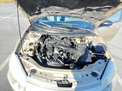 Used 2006 Chrysler Sebring Sedan image 14