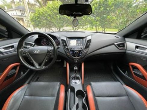 Used 2017 Hyundai Veloster Turbo w/ Tech Package 02 image 6