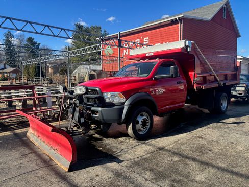 Used 2016 RAM 5500 Tradesman image 2