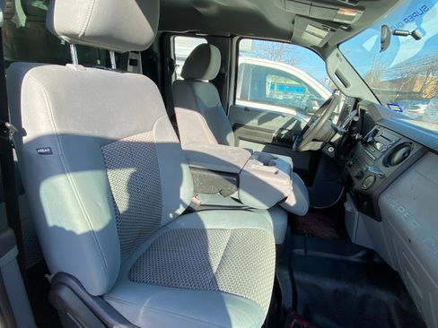 Used 2015 Ford F250 XL w/ Power Equipment Group image 12