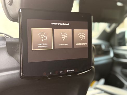 Used 2023 Jeep Wagoneer L Series II image 13