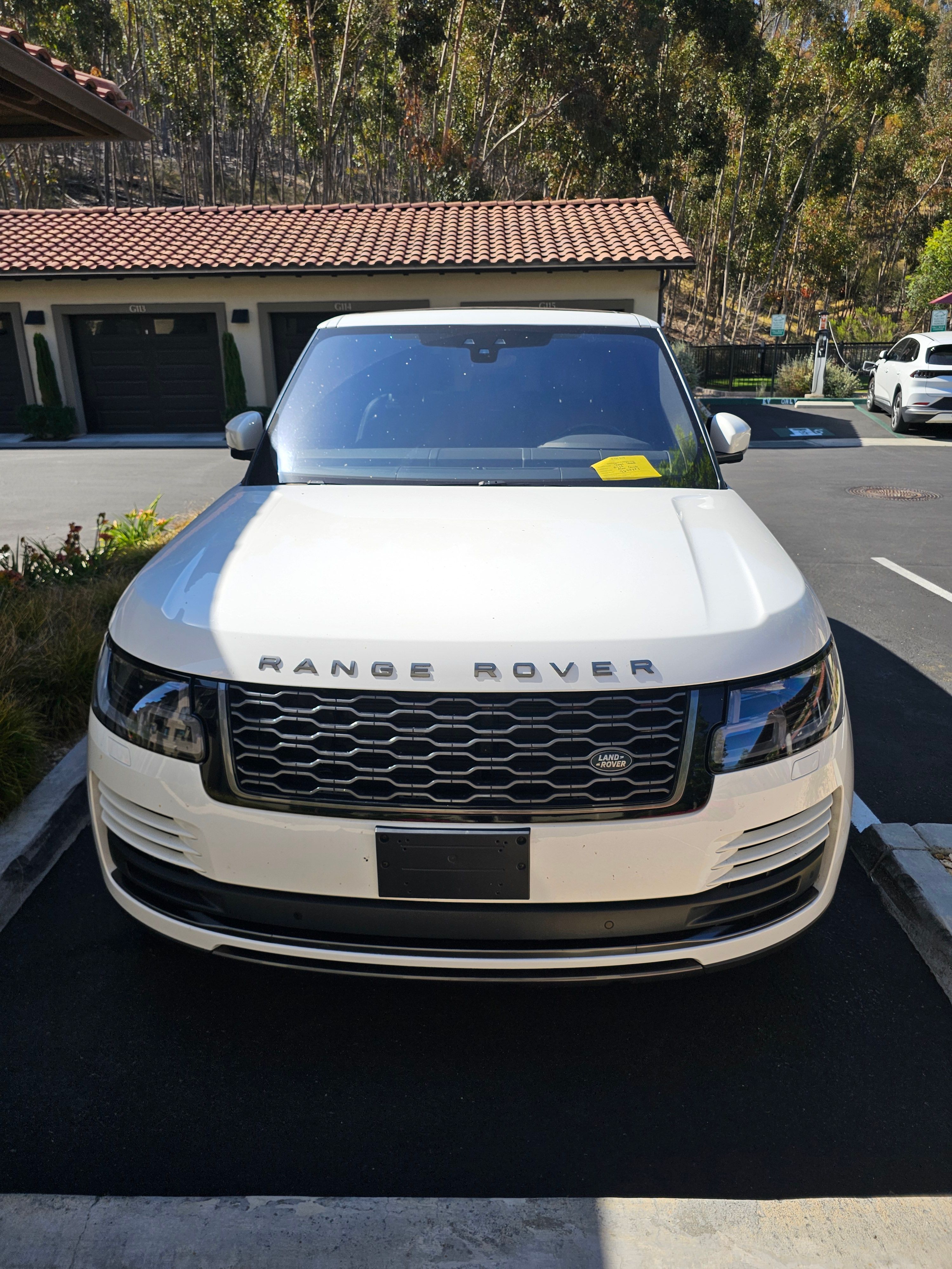 Used 2020 Land Rover Range Rover AWD/4WD image 2
