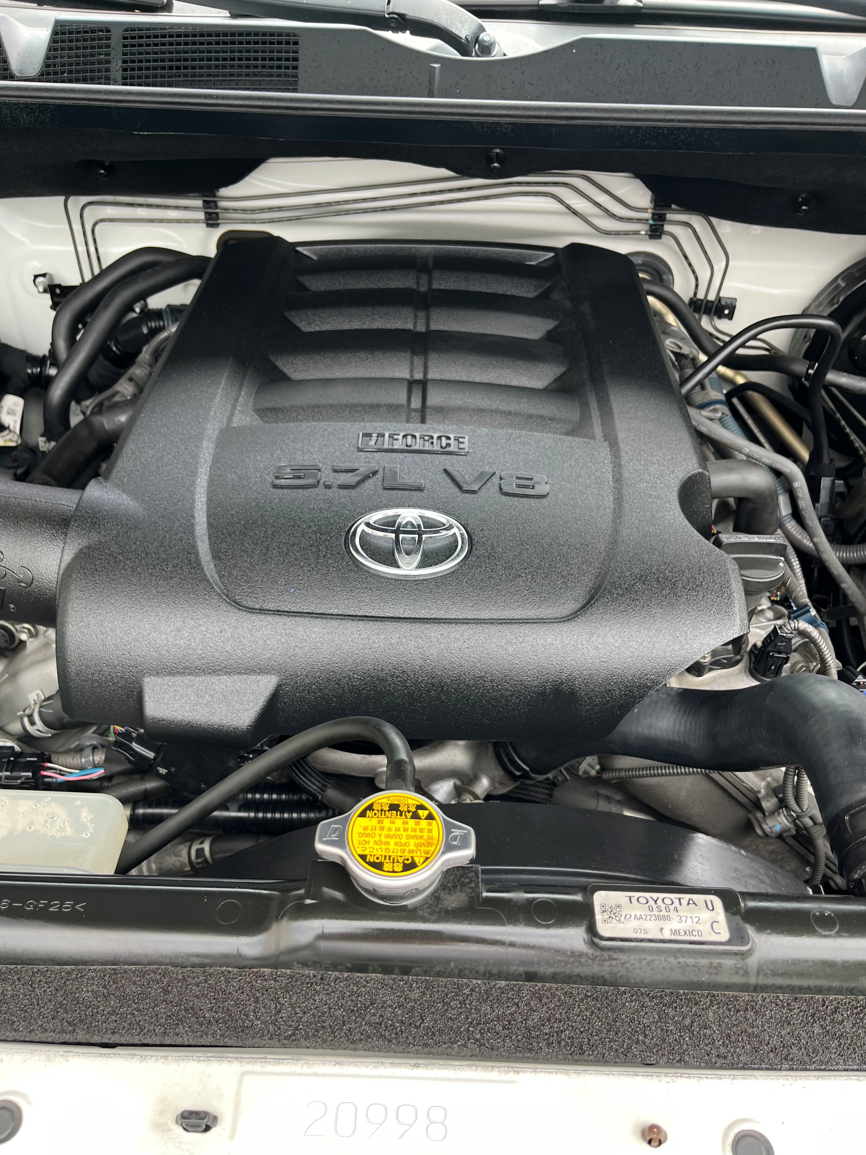 Used 2015 Toyota Tundra SR5 w/ TRD Off Road Package AWD/4WD image 5