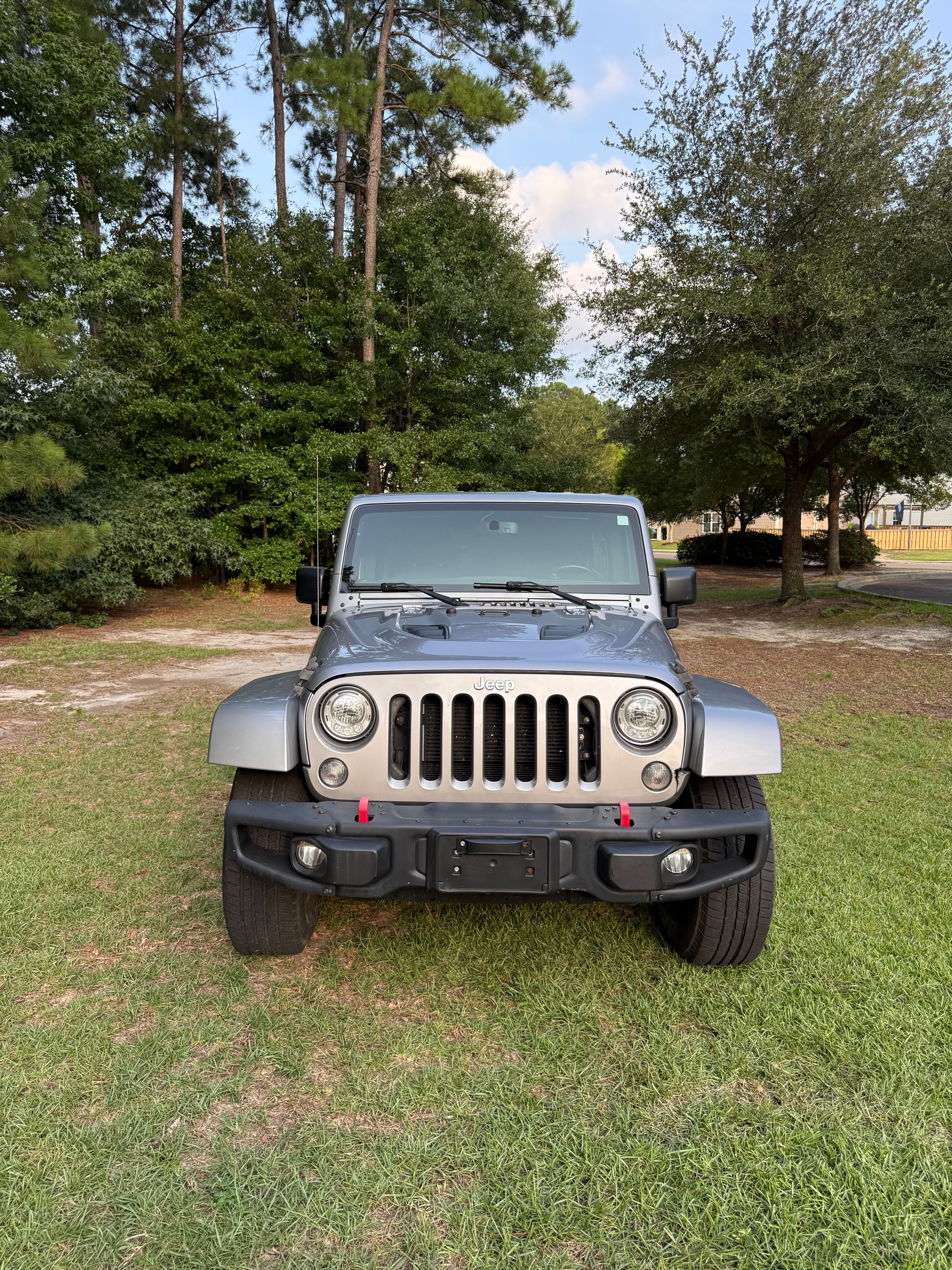 Used 2017 Jeep Wrangler Unlimited Rubicon AWD/4WD image 1