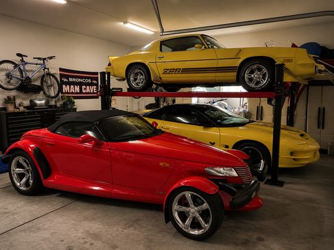 Used 2000 Plymouth Prowler RWD image 6