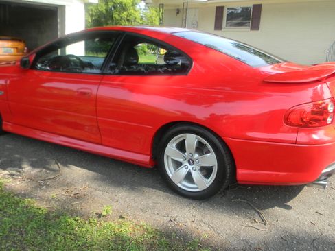 Used 2005 Pontiac GTO RWD image 10