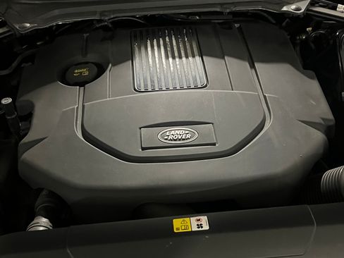 Used 2017 Land Rover Range Rover image 22