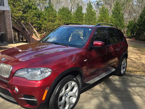 Used 2013 BMW X5 xDrive35d image 2