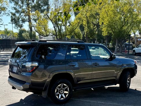 Used 2023 Toyota 4Runner TRD Off-Road Premium image 1