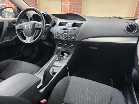 Used 2012 MAZDA MAZDA3 i Touring image 10