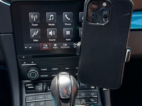 Used 2017 Porsche 911 Turbo S image 17