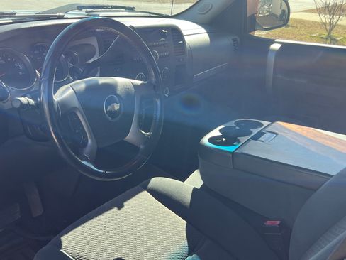 Used 2008 Chevrolet Silverado 1500 LT w/ 1LT Convenience Package image 15