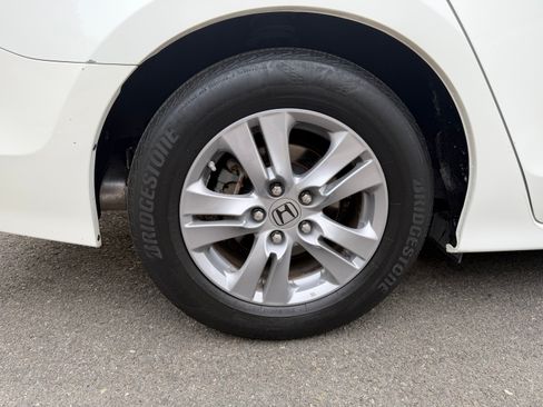 Used 2011 Honda Accord LX image 13